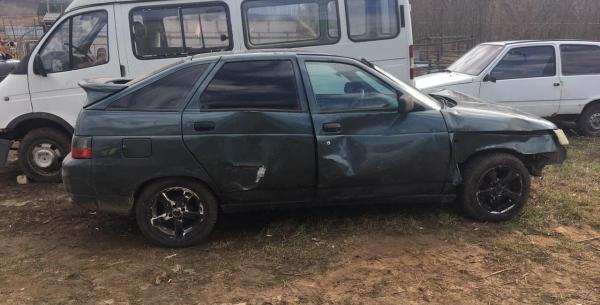 В результате опрокидывания автомобиля ВАЗ-21124 в Ростовской области пострадала 16-летняя девушка.